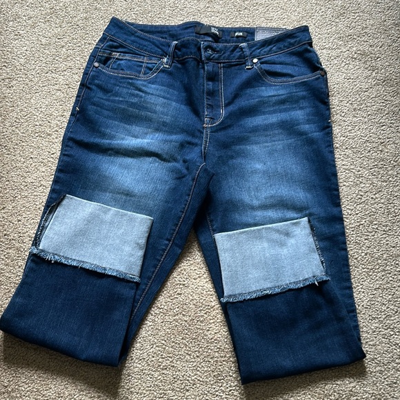 NWOT 1822 DENIM Taylor Vintage Denim Crop Skinny with cuff - Picture 3 of 10